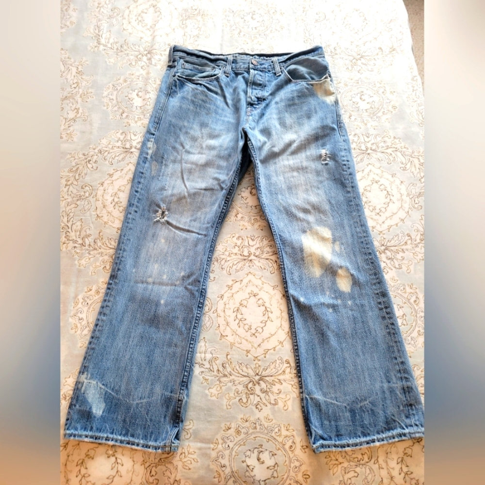 Men's Size 34/30 American Eagle Buttonfly Jeans. Like New.